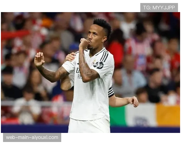 转会传闻:曼联与皇马就中卫米利唐的接触被媒体报道 转会传闻:曼联与皇马就中卫米利唐的接触被媒体报道